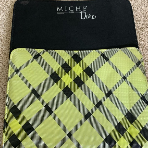 Miche purse with 4 shells - Picture 2 of 5